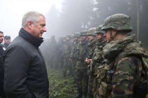 L'Allemagne réarme face à la menace russe : Merz relance la conscription