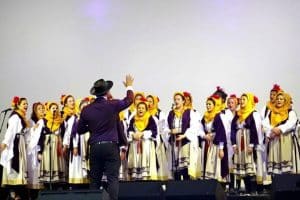 Chants basques authentiques : le chœur Nekez Ari enchante Itxassou